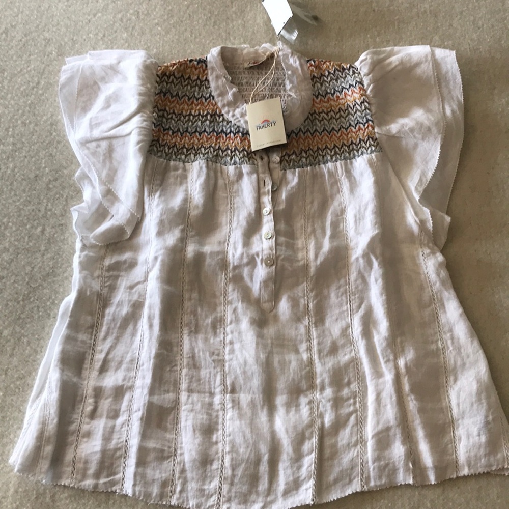Faherty women’s linen top